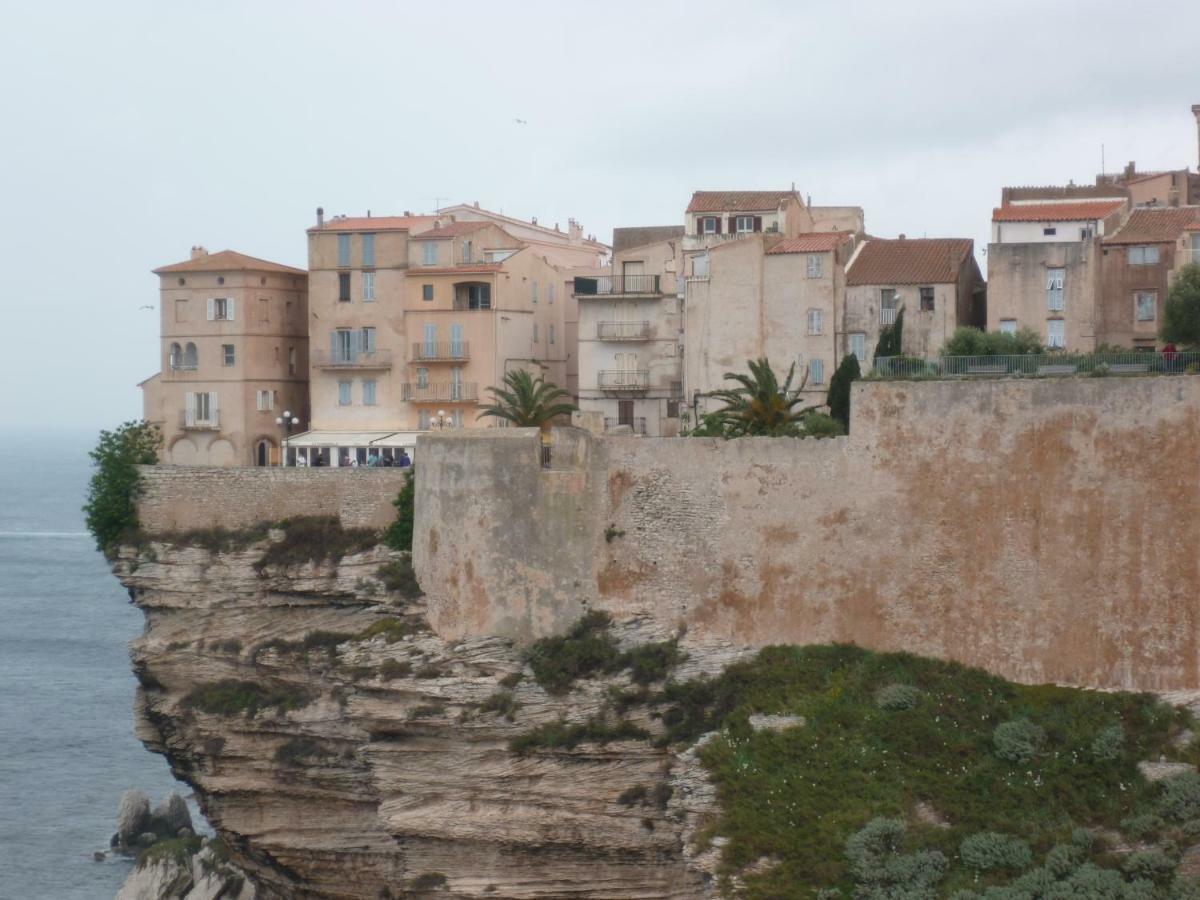 Villa Cartarana Bonifacio  Eksteriør bilde